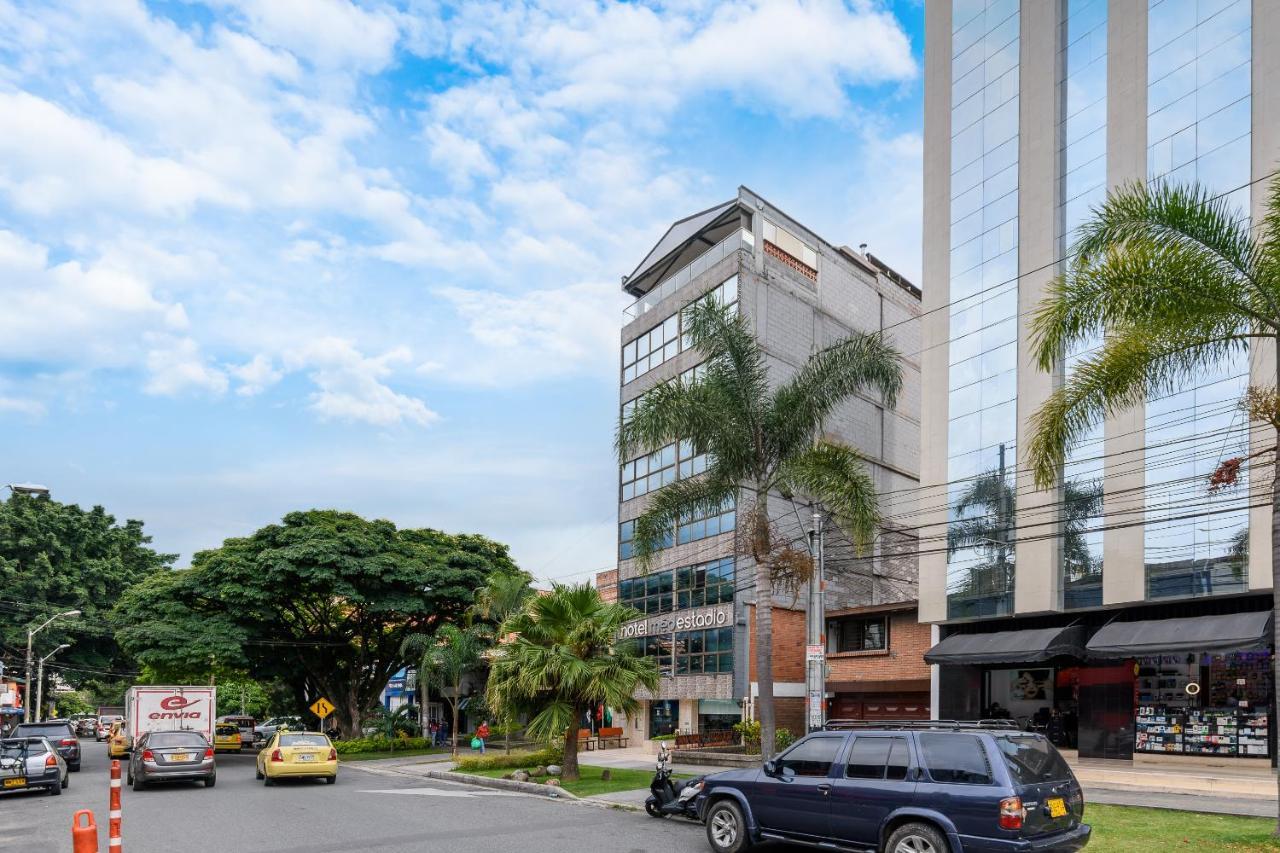 Hotel Med Estadio Medellín Buitenkant foto